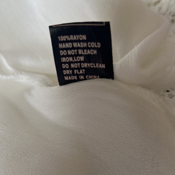 POL Lace Tunic - Picture 9 of 9